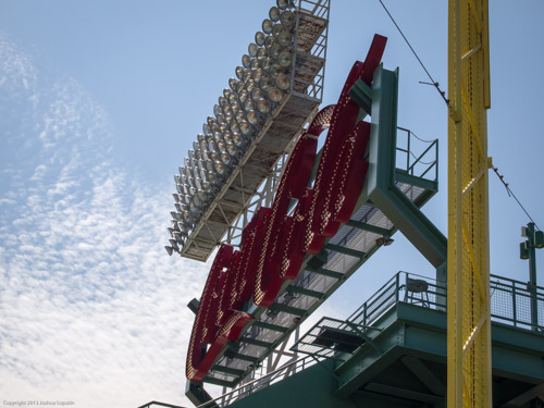 E8123004|1/640 sec at f / 11|31 mm|ISO 400