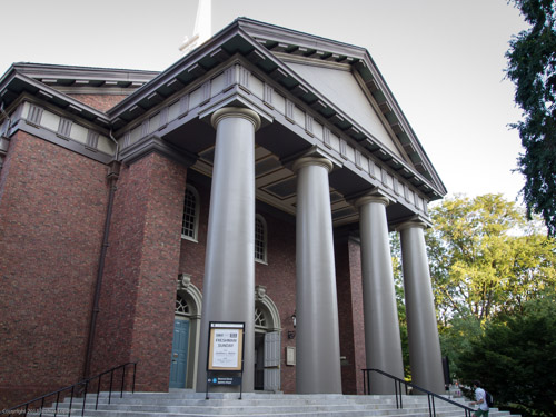 E8123027|1/100 sec at f / 4.0|14 mm|ISO 400